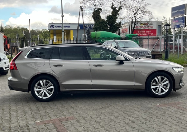 Volvo V60 cena 119900 przebieg: 17993, rok produkcji 2021 z Szczyrk małe 379